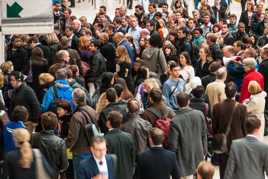 Congestion grows as the tube breaks down in peak morning traffic.