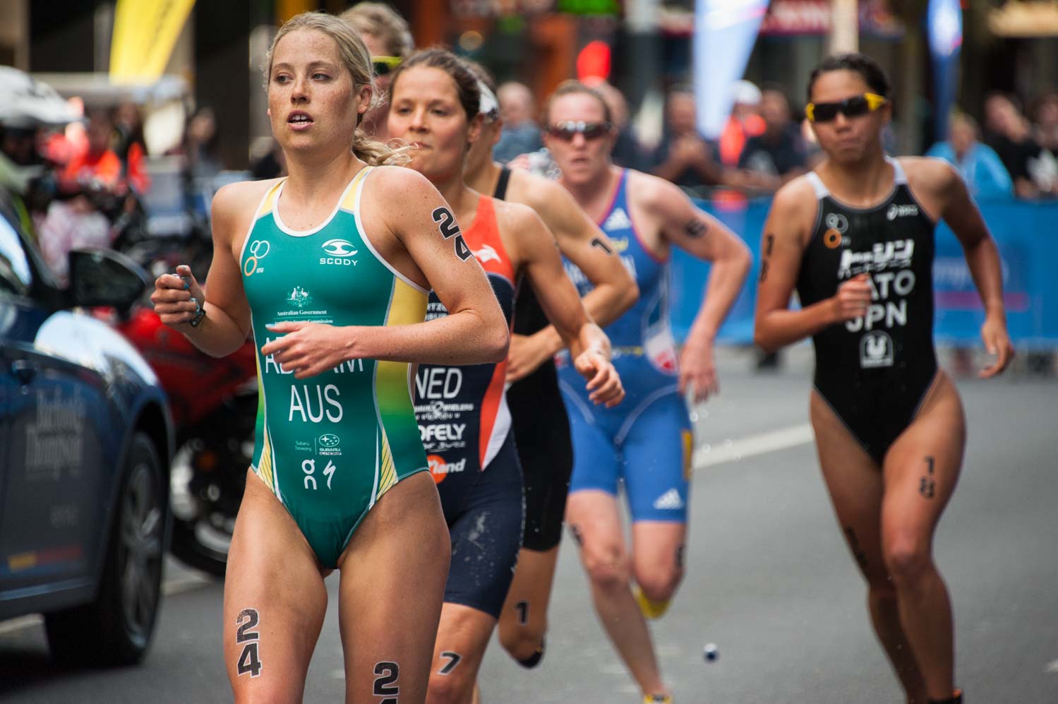 Felicity Abram leads the pack early in the run.